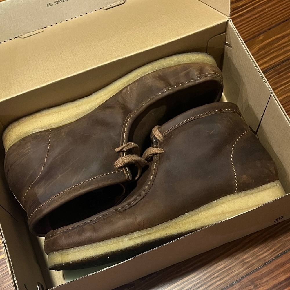 Clarks Brown Leather Chukka Boots with Crepe Sole